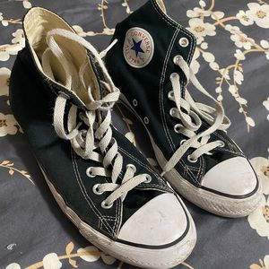 Converse all-star high top sneakers black women’s size 9